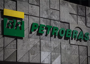 Conselheiros falam sobre preços de combustíveis e estudo para privatizar Petrobras